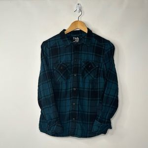 Aritzia - TNA Plaid Button Down Shirt Womens Size M Green and Black